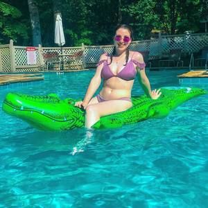 Meet your Posher, Taylor